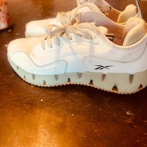 Reebok White and Cream Sneakers